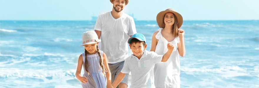 Vacances à la mer en famille